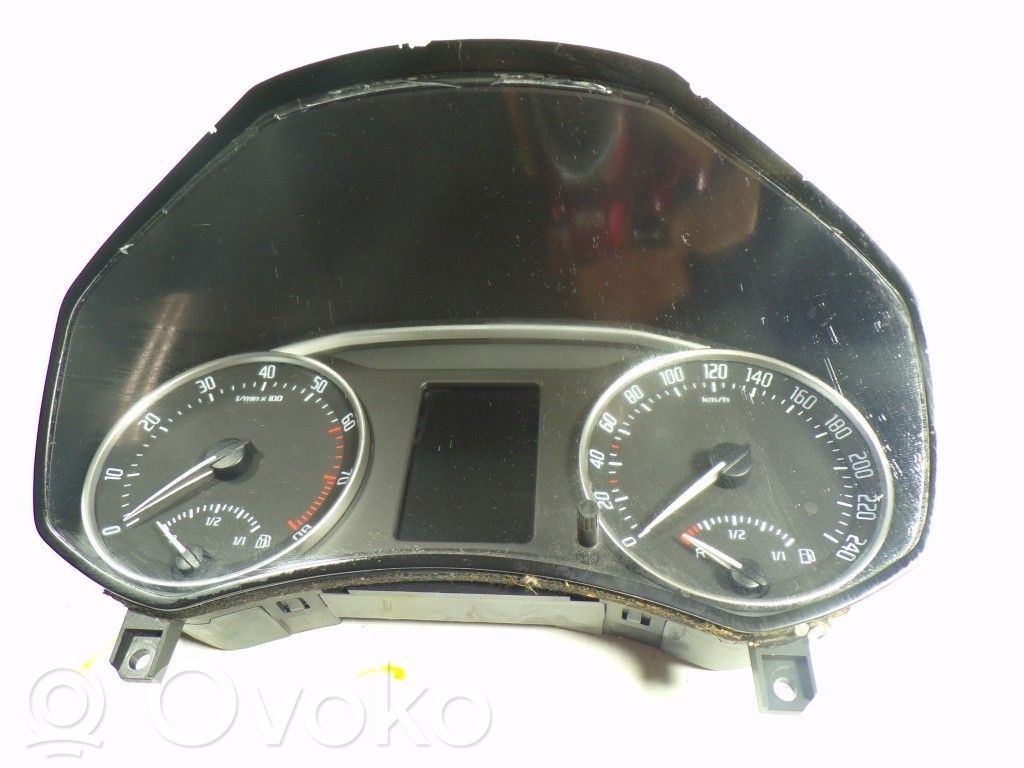Skoda Octavia Mk2 (1Z) Licznik / Prędkościomierz 