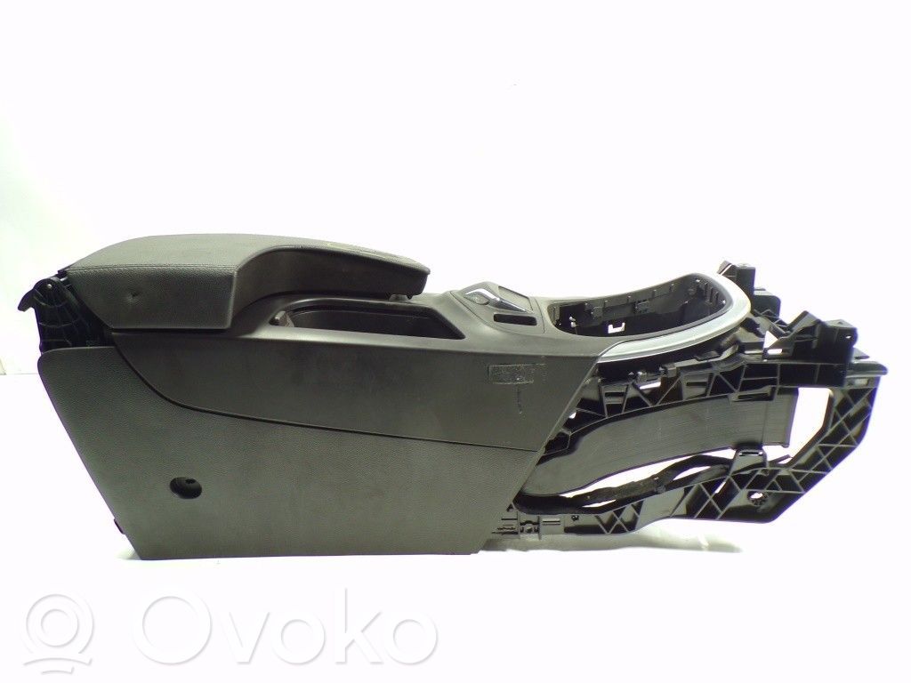 Opel Insignia A Armrest 