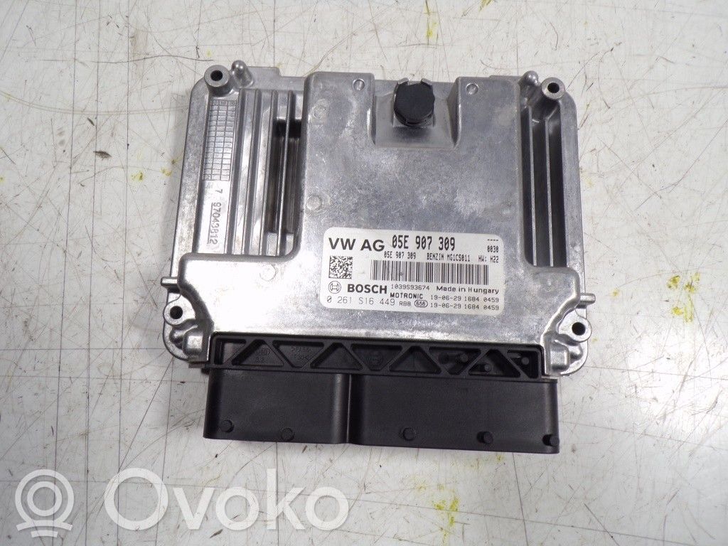 Audi A1 Engine control unit/module 