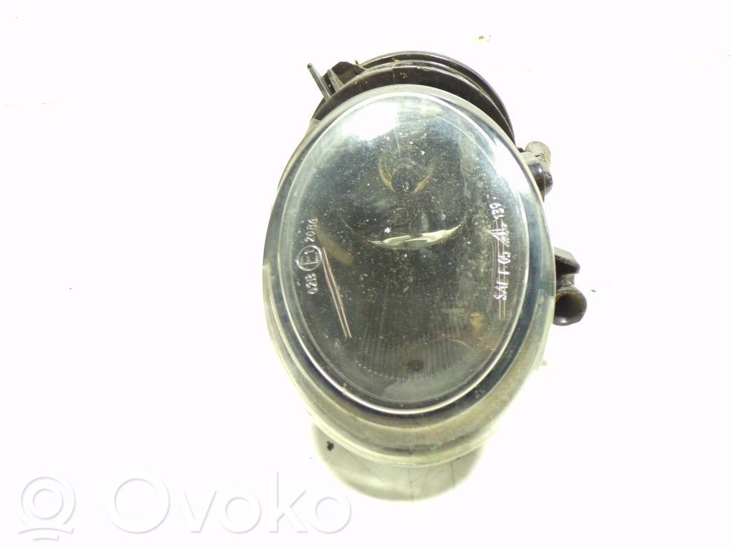 Etusumuvalo   8J0941699