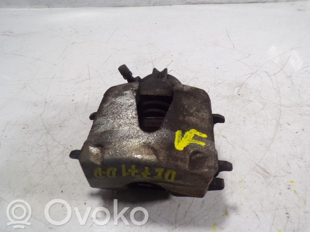 Volkswagen Polo VI Pinza del freno anteriore