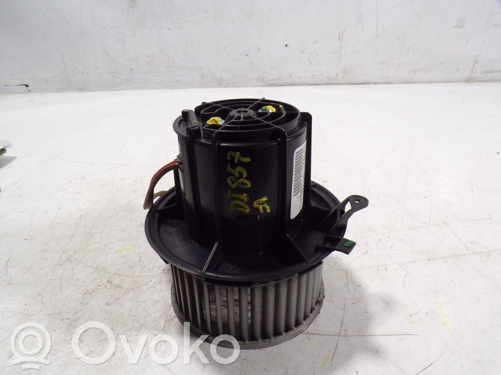 Mercedes-Benz C W204 Ventola riscaldamento/ventilatore abitacolo 