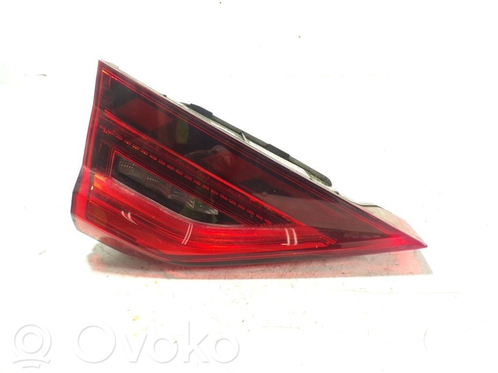 Rear/tail lights   82A945093C,82A945093C,RE28990002