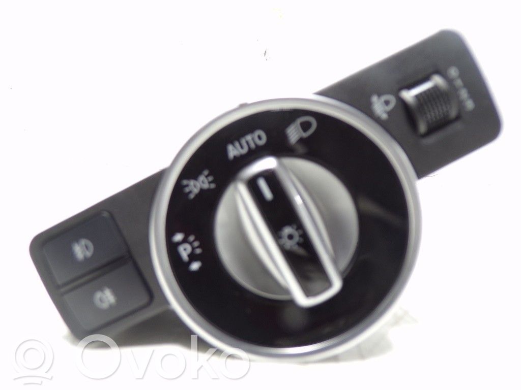 Infiniti Q30 Interruptor de control del panel de luces 