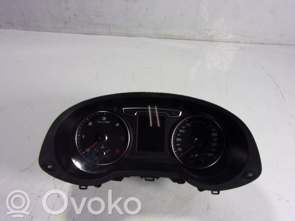 Audi Q3 8U Tachimetro (quadro strumenti) 