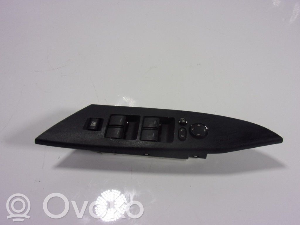 Electric window control switch   BCD166350B,BCD166350B