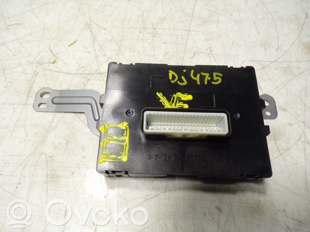 Autres unités de commande / modules   3953086R1000,3953086R10