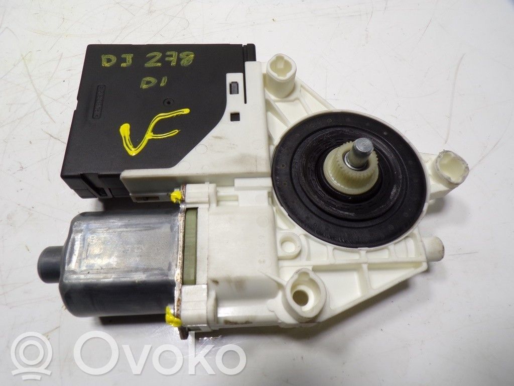 Volkswagen Tiguan Motor macara geam ușă față 