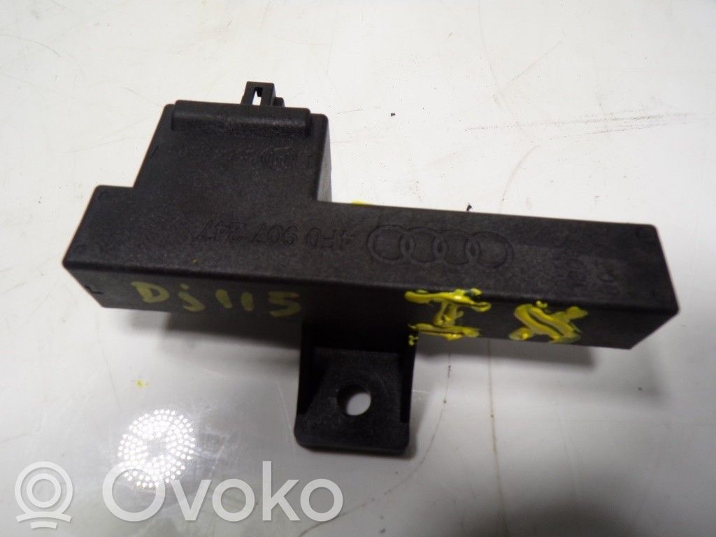 Muut ohjainlaitteet/moduulit   4F0907247,4F0907247