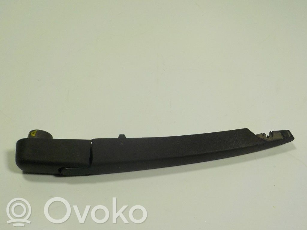 Fiat Panda III Ramię wycieraczki szyby tylnej 