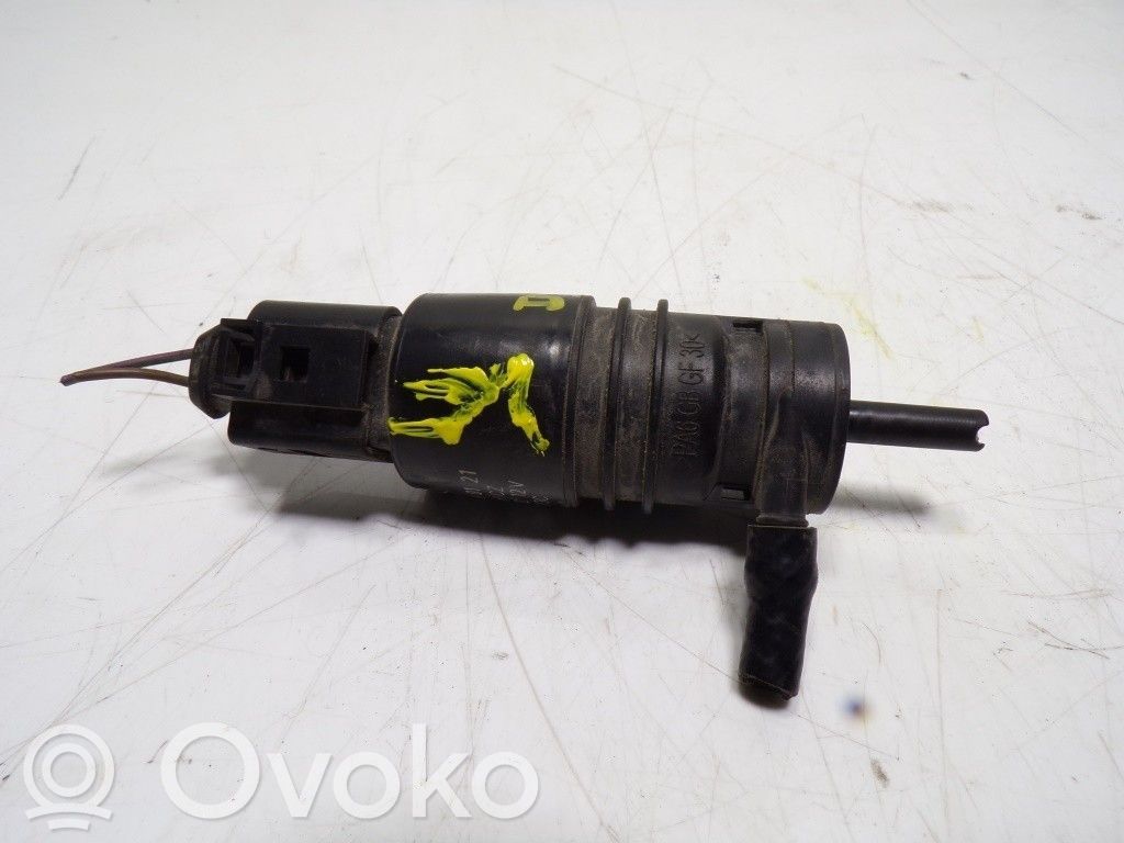 Windscreen/windshield washer pump   2E0955951,2218690121,3028232