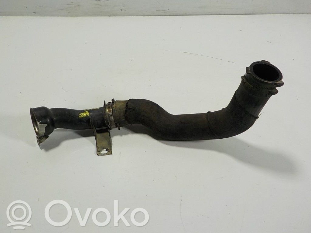 Audi A8 S8 D3 4E Tube d'admission de tuyau de refroidisseur intermédiaire 