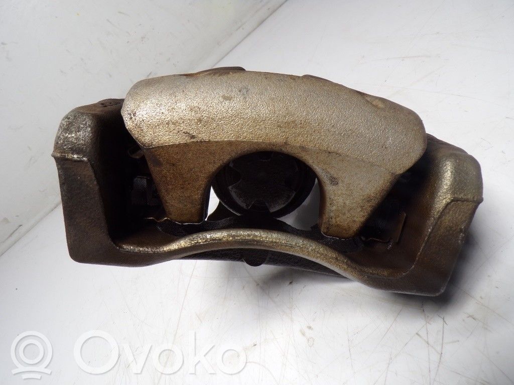 Toyota Auris E180 Pinza del freno posteriore