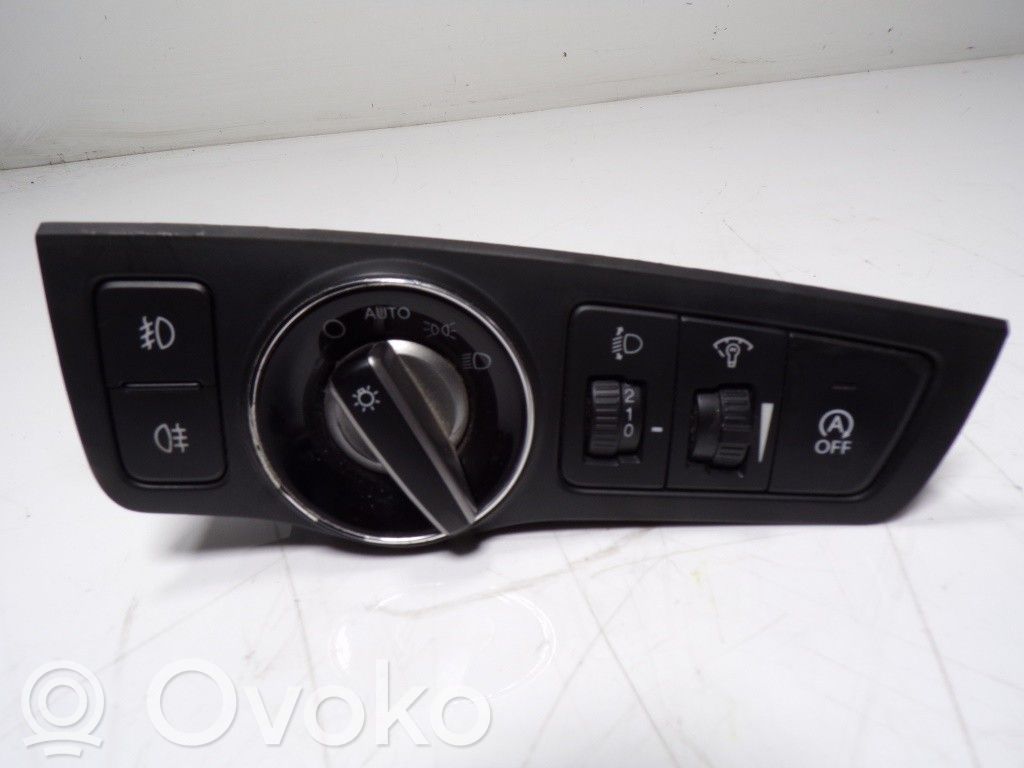 Interruptor de control del panel de luces   933003Z200RY,933003Z200