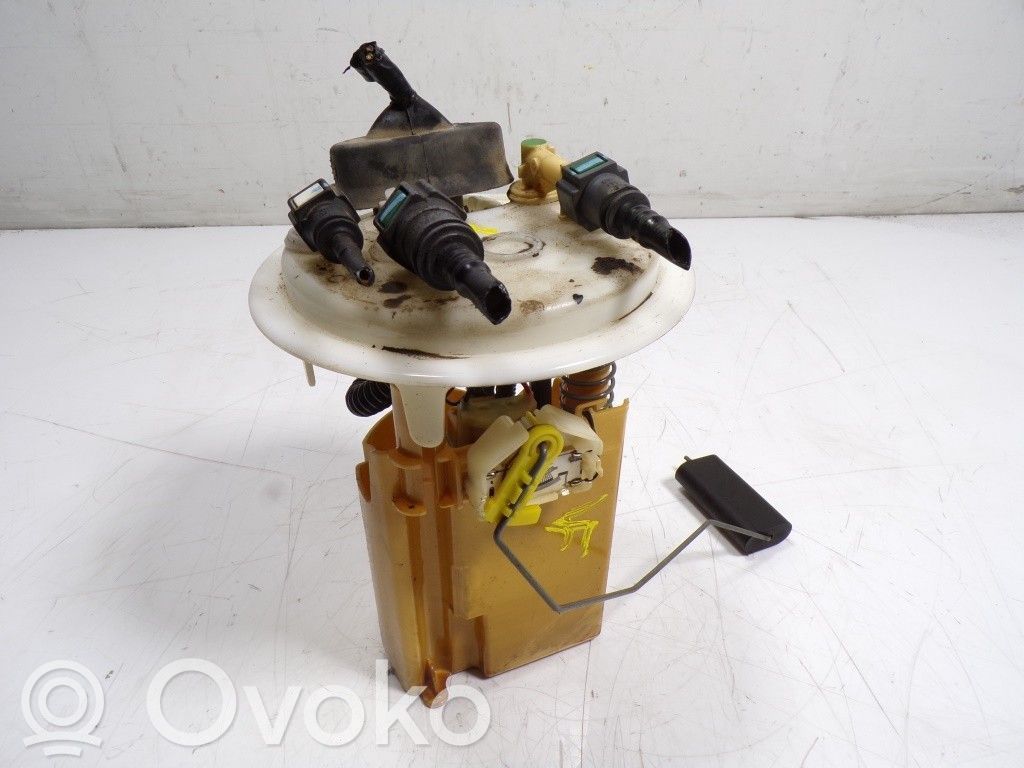 Citroen C6 Bomba interna de combustible 
