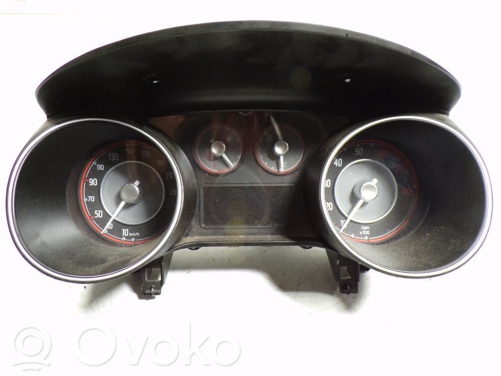 Fiat Grande Punto Licznik / Prędkościomierz 