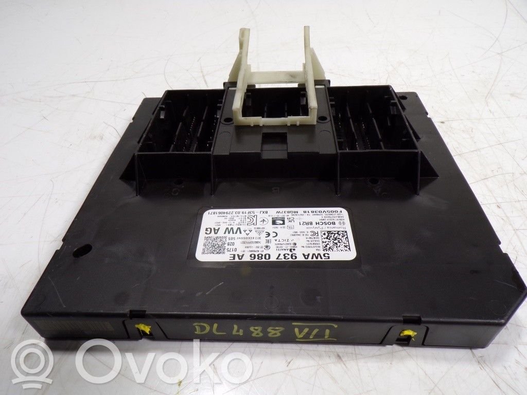 Sonstige Steuergeräte / Module   5WA937086AP,5WA937086AE