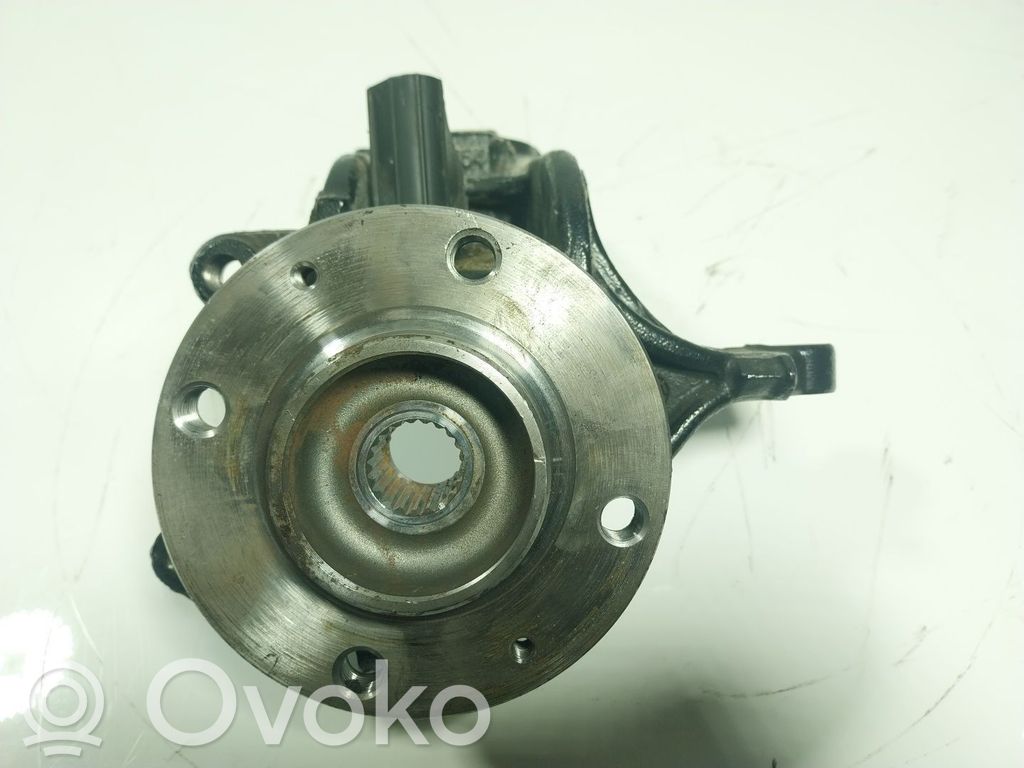 Front wheel hub spindle knuckle