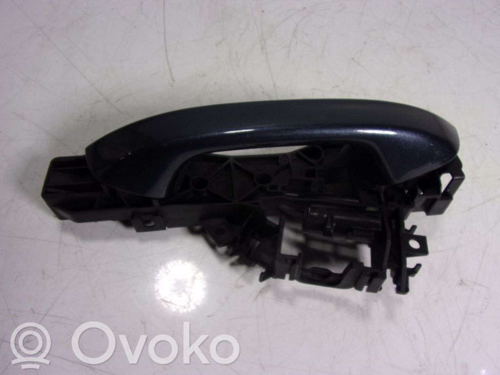 Manecilla externa puerta trasera   5H0837885C