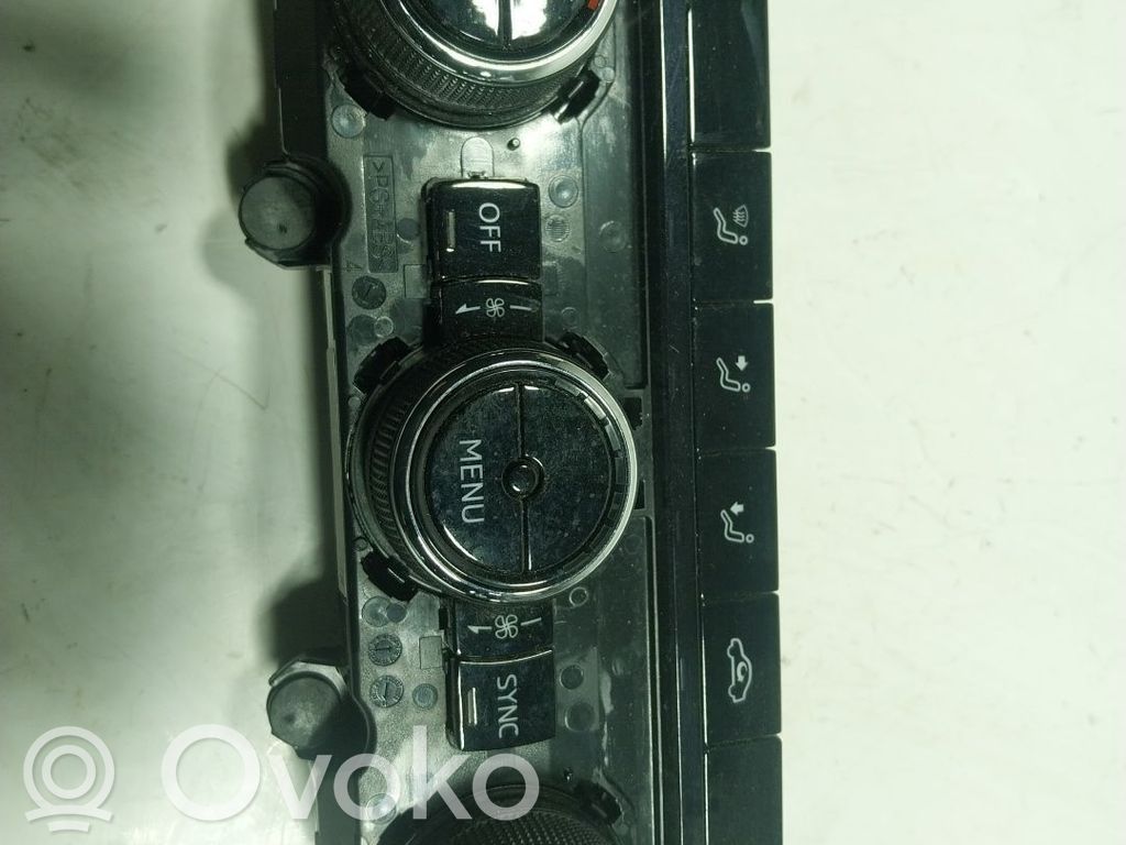 Skoda Karoq Panel klimatyzacji 