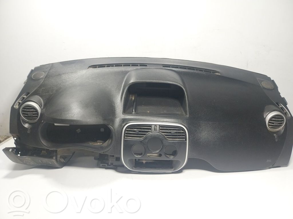 Renault Kangoo II Panel de instrumentos 