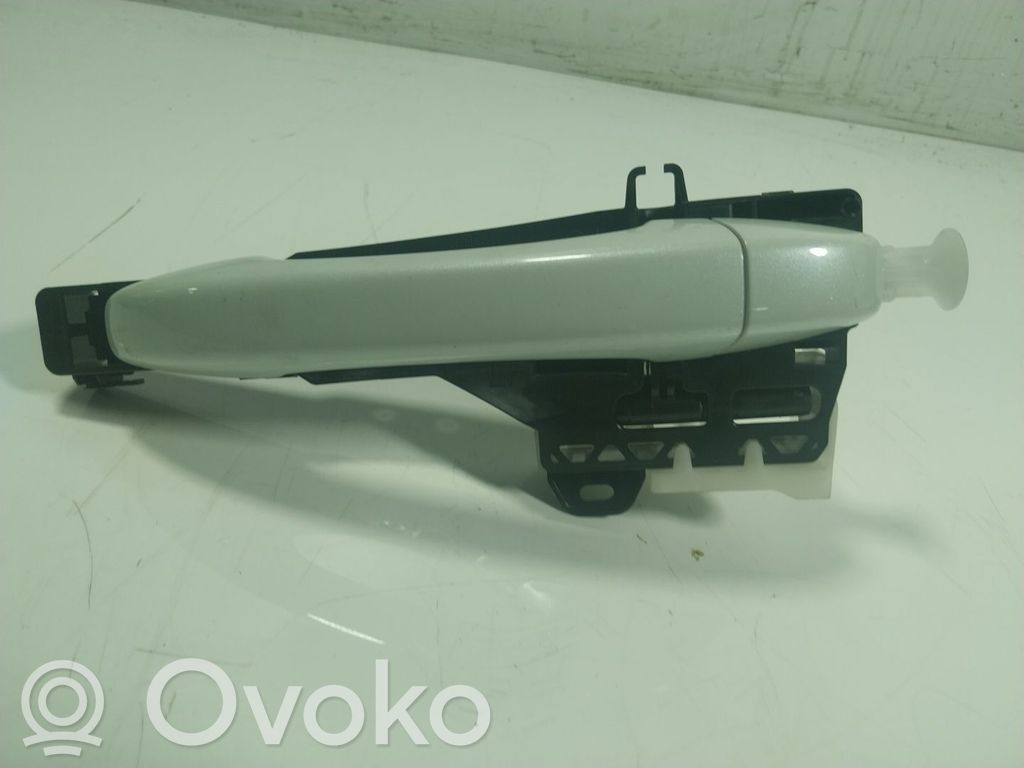 Manecilla externa puerta trasera   806068654R,806079360R