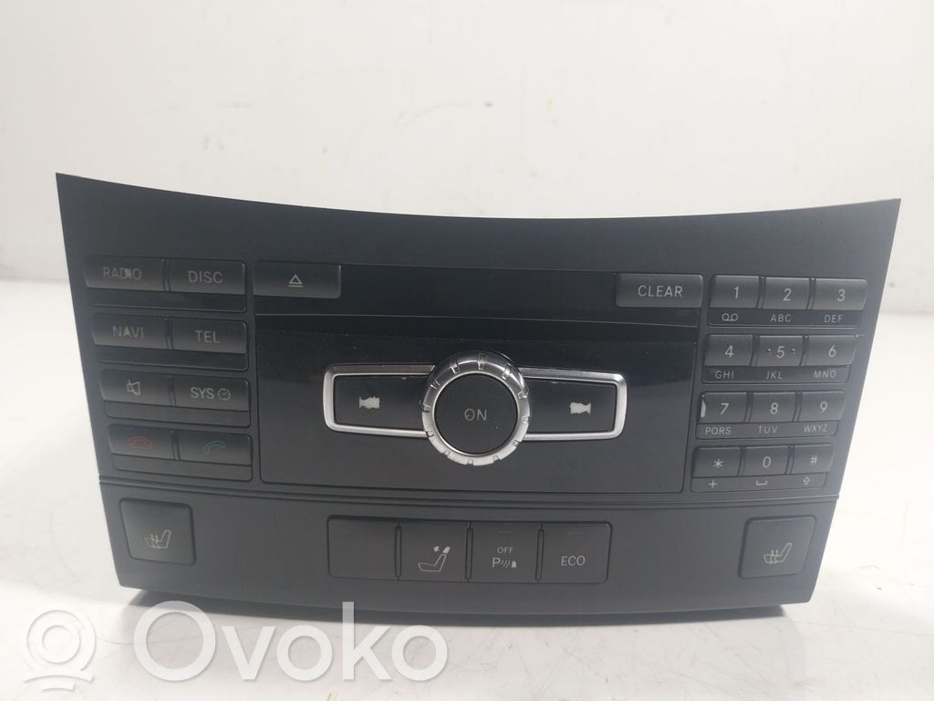 Mercedes-Benz E W211 Panel / Radioodtwarzacz CD/DVD/GPS
