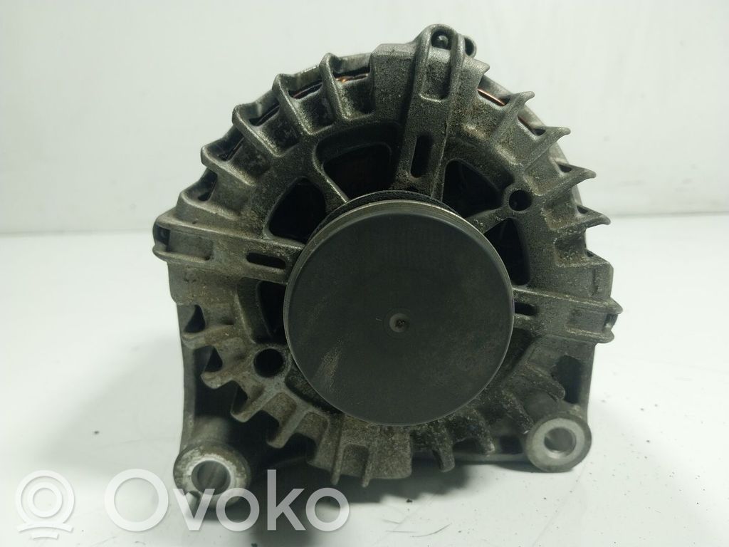 BMW 5 F10 F11 Lichtmaschine 