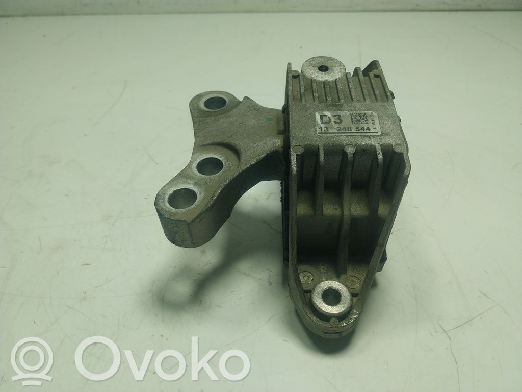 Opel Astra H Supporto di montaggio del motore 
