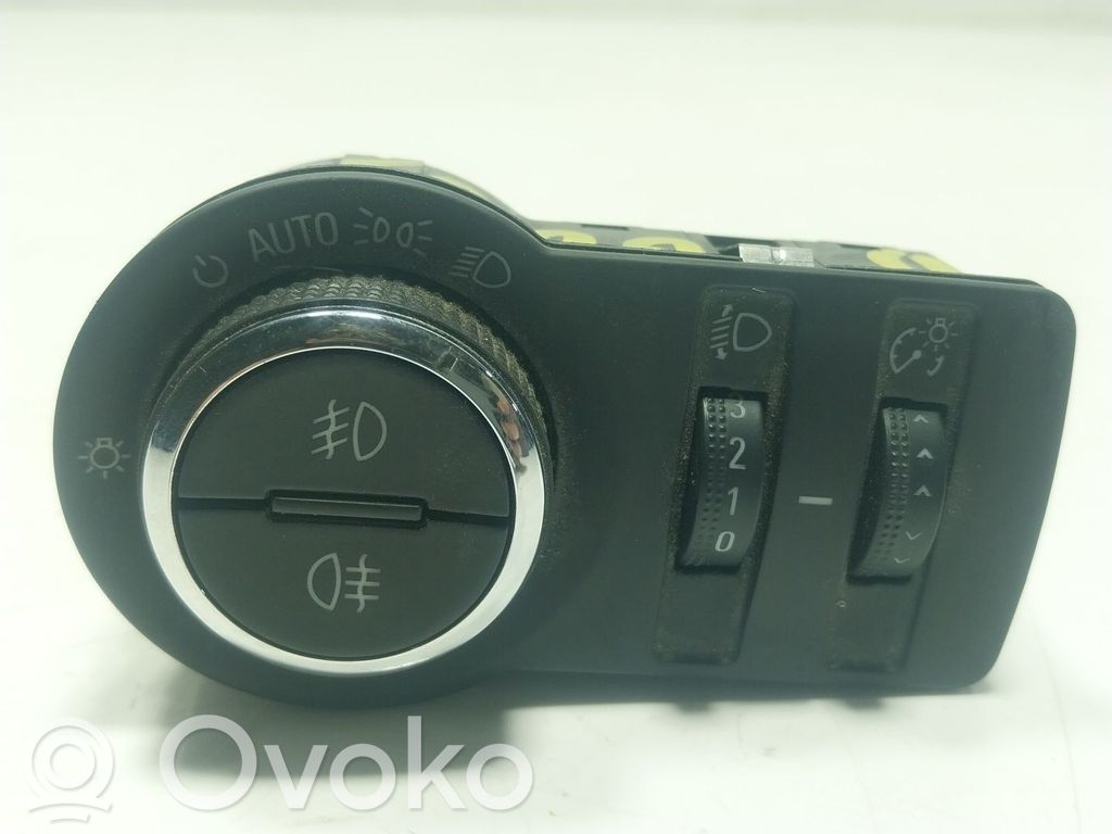 Opel Insignia A Interruttore di regolazione dell’illuminazione del quadro