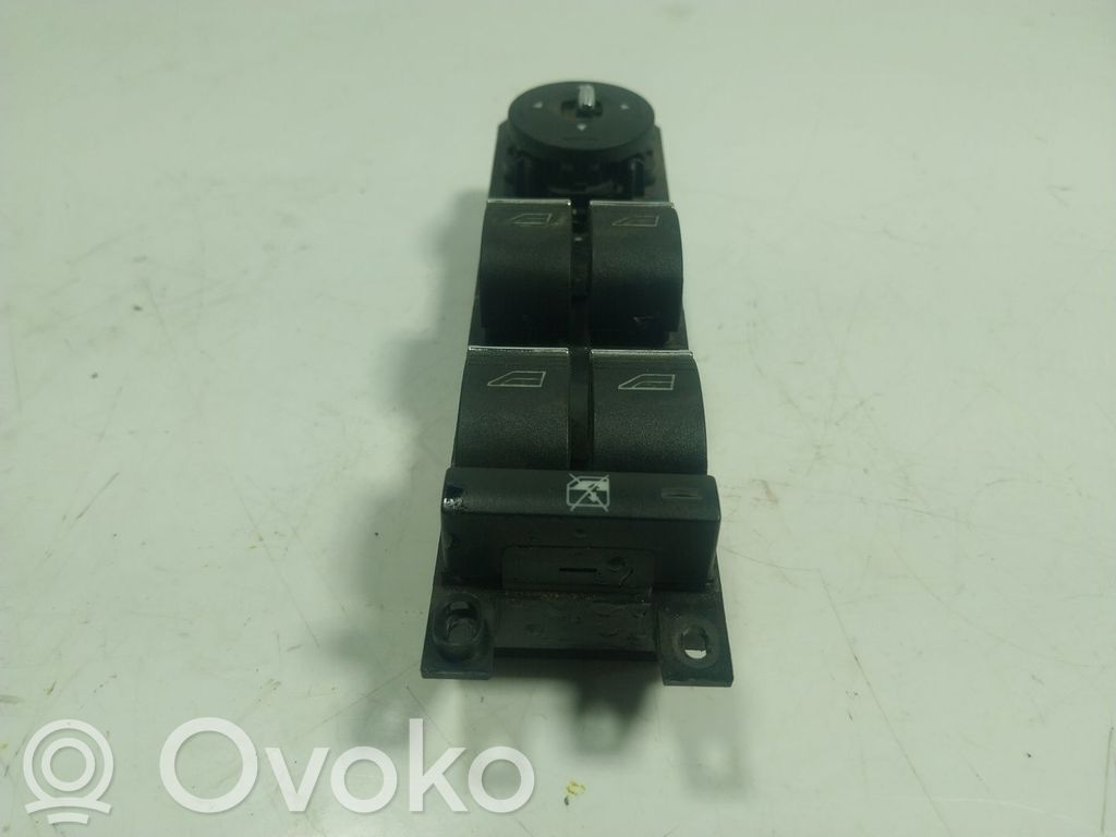 Interrupteur commade lève-vitre   2029540,AM5T14A132AA