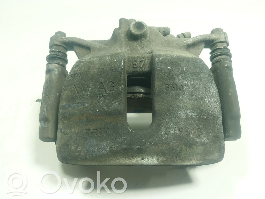 Etujarrusatula   8V0615124D
