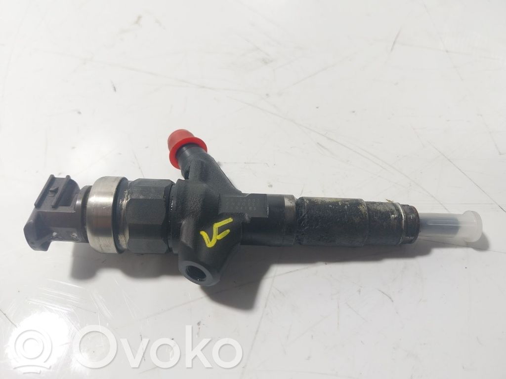 Inyector de combustible   16613AA030,16613AA030