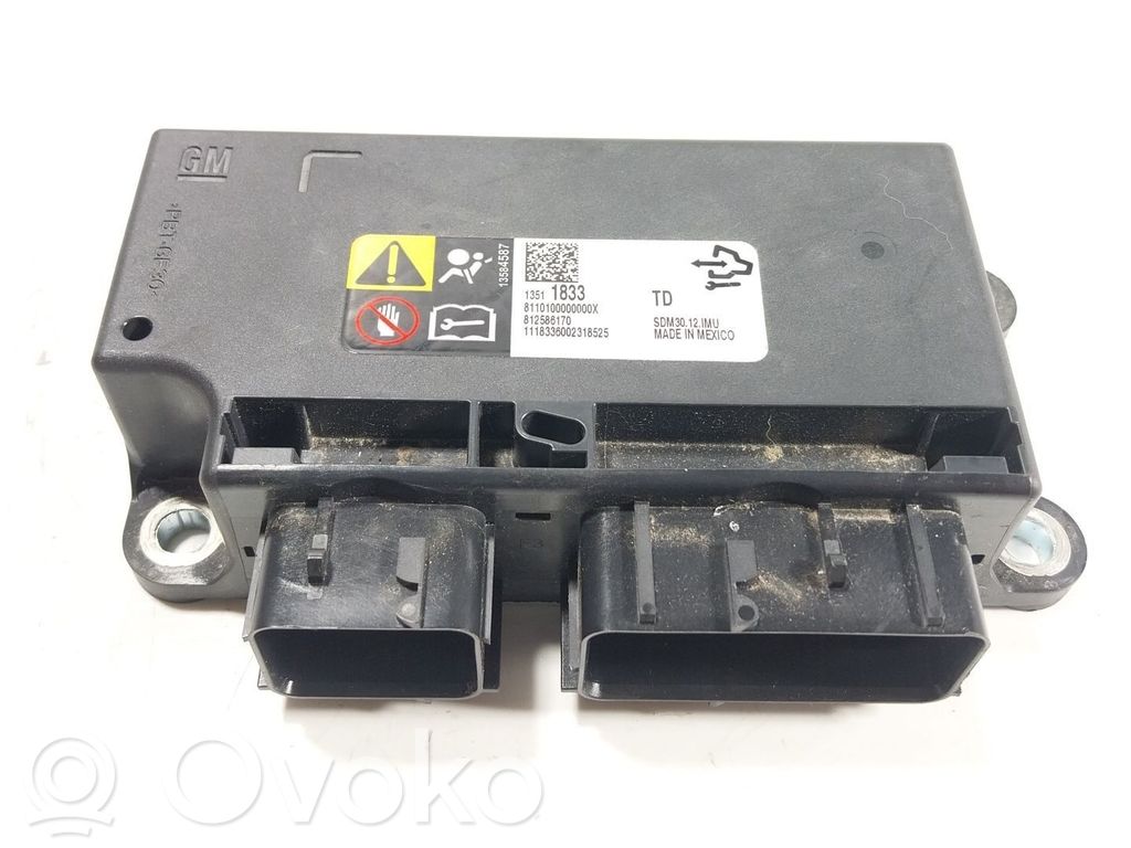 Unidad de control/módulo del Airbag   13511833,812586170