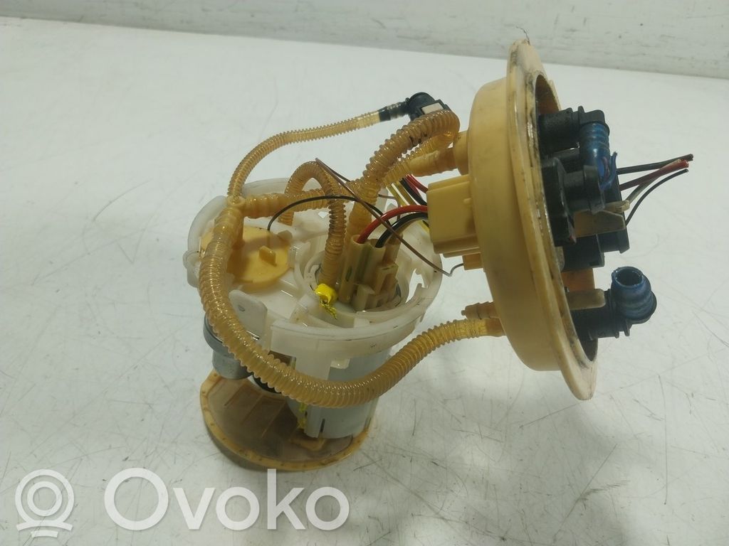 Pompă combustibil în rezervor   8W0919088K
