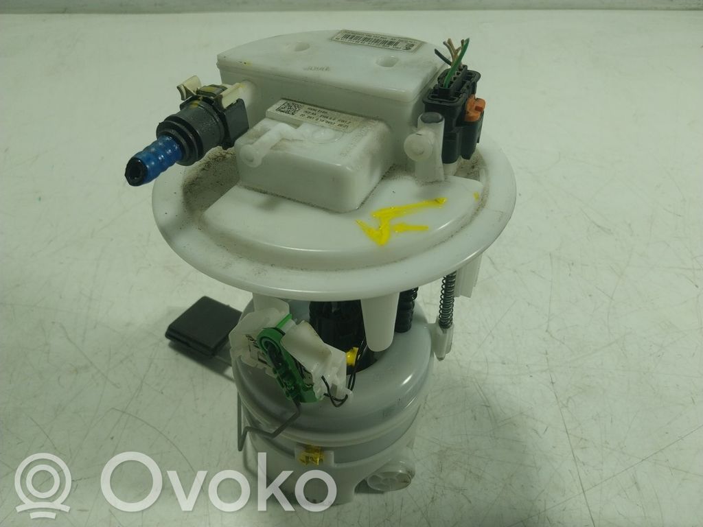 Opel Corsa F Pompe à carburant 