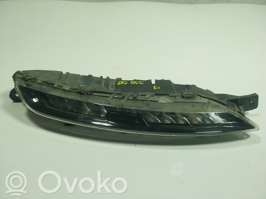 Citroen C4 Cactus Front indicator light 