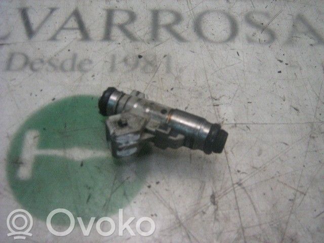 Inyector de combustible