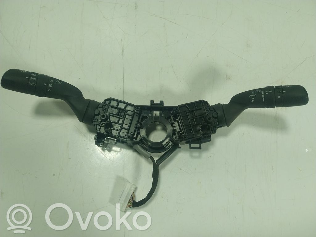 Toyota Yaris Interruttore di regolazione dell’illuminazione del quadro