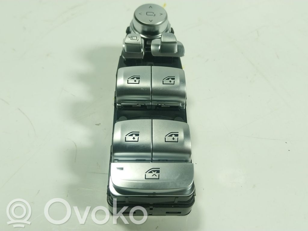 BMW 4 G22 G23 G24 G26 Przyciski szyb 