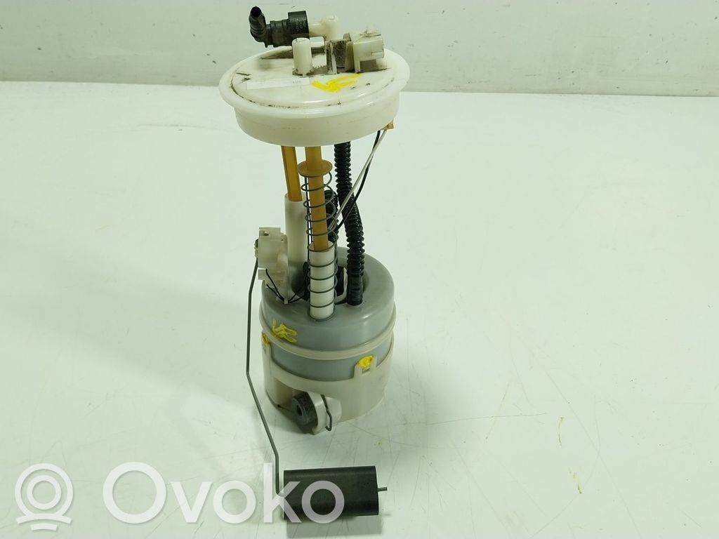 Bomba interna de combustible   17040JD01D