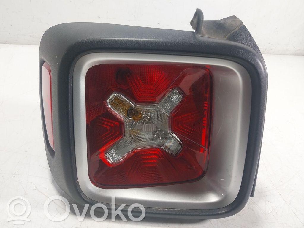Jeep Renegade Lampă spate în caroserie 