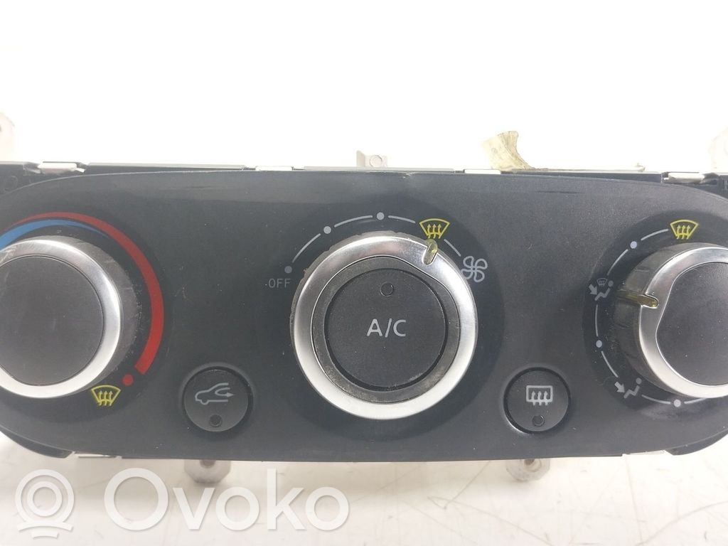 Renault Clio IV Centralina/modulo climatizzatore 
