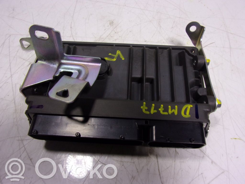 Unidad de control/módulo del motor   8966602D90,8966602D90