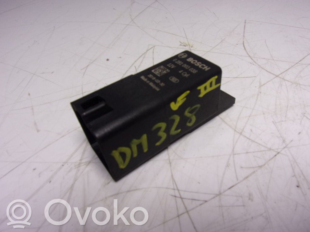 Muut ohjainlaitteet/moduulit   038907281D,038907281D