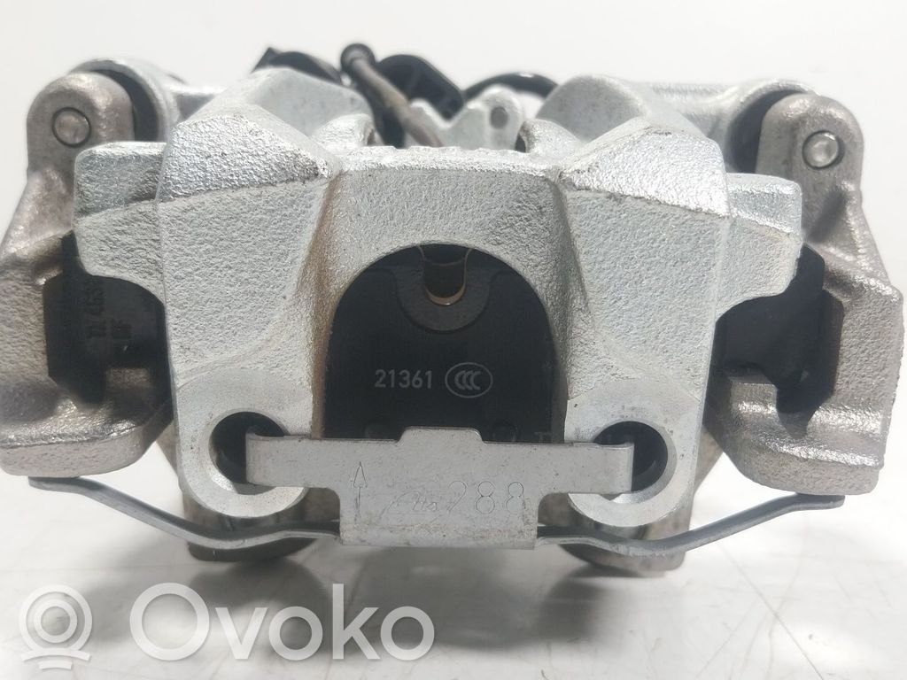 BMW 2 F46 Support d'étrier arrière