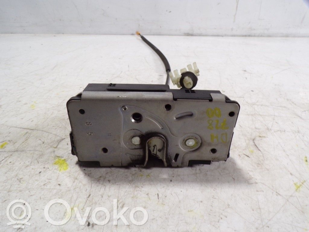 Front door lock   135115,13431840