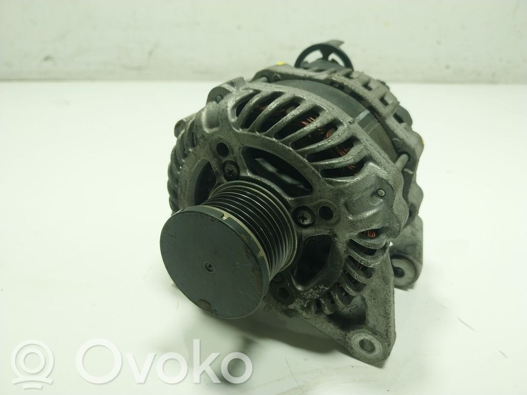 Nissan Micra C+C Generatore/alternatore 