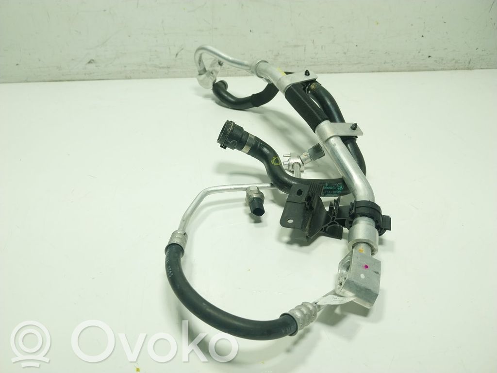 BMW X6 M Tubo flessibile aria condizionata (A/C)