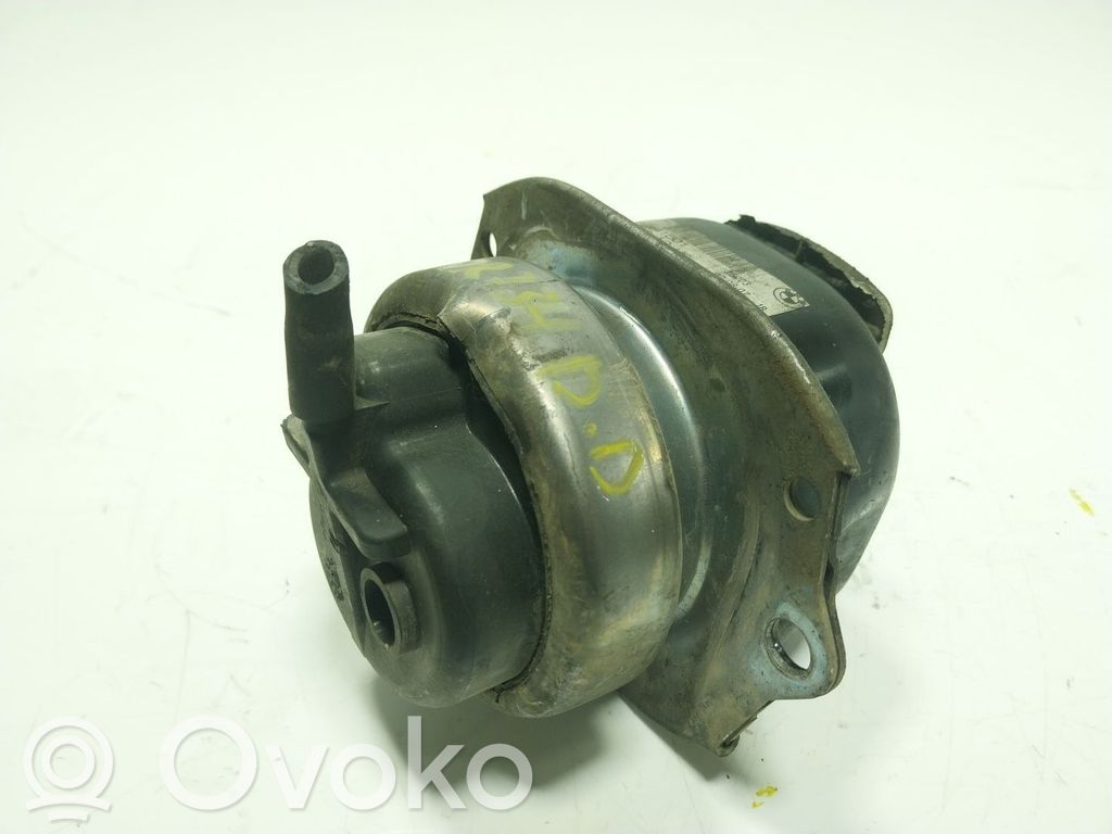BMW X5 E70 Engine mount bracket 